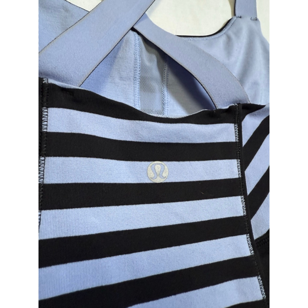 LULULEMON Top Women Size 6 Small Sea Stripe Polar Haze Black Work It Out Tank - Picture 8 of 12